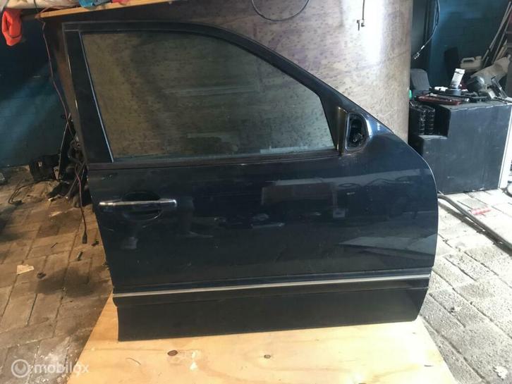 Mercedes E-klasse W210  Voordeur rechts Compleet, Auto-onderdelen, Carrosserie en Plaatwerk, Deur, Mercedes-Benz, Voor, Rechts