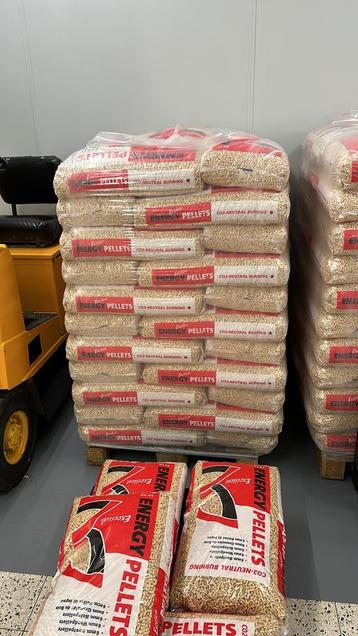 Witte of Bruine ENERGY  pellets "DE BESTE " beschikbaar voor biedingen