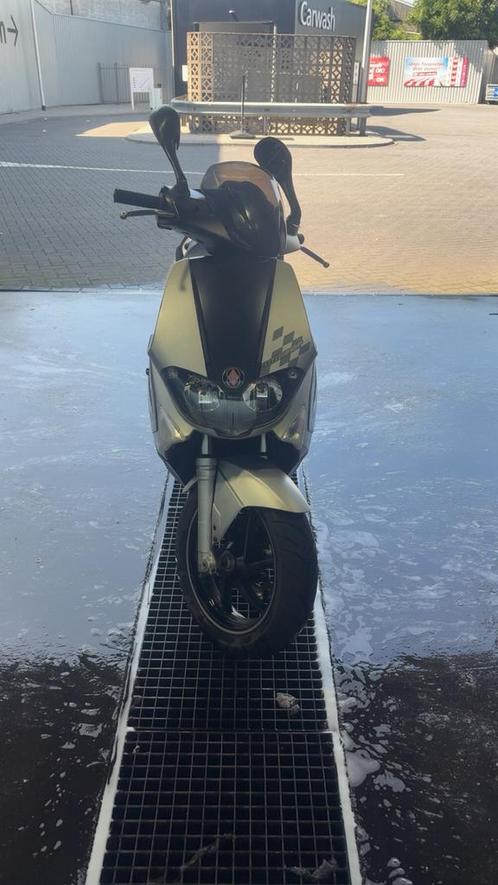 Gillera runner rst 50, Fietsen en Brommers, Scooters | Piaggio, Zo goed als nieuw, Overige modellen, Ophalen of Verzenden