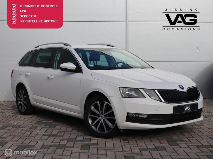 Skoda Octavia 1.6 TDI Cruise Clima Navi CarPlay Trekhaak, Auto's, Skoda, Bedrijf, Te koop, Octavia, ABS, Airbags, Airconditioning