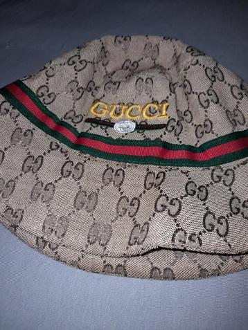 Bucket Hat / Pet / Hoed beschikbaar voor biedingen