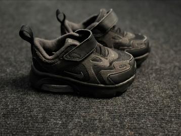 Nike kids maat 21 beschikbaar voor biedingen