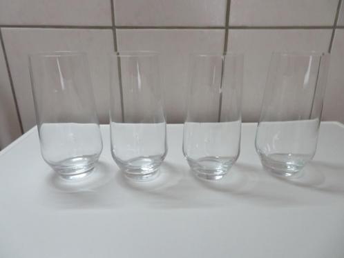 4 drinkglazen, Huis en Inrichting, Keuken | Servies, Zo goed als nieuw, Glas of Glazen, Overige stijlen, Glas, Ophalen of Verzenden