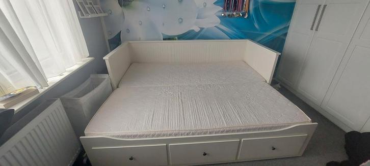 Ikea Hemnes bedbank, Huis en Inrichting, Slaapkamer | Bedden, Gebruikt, Eenpersoons, 80 cm, 200 cm, Hout, Wit, Ophalen