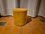 Okergele poef, Huis en Inrichting, Banken | Voetenbanken en Poefen, Ophalen, Zo goed als nieuw