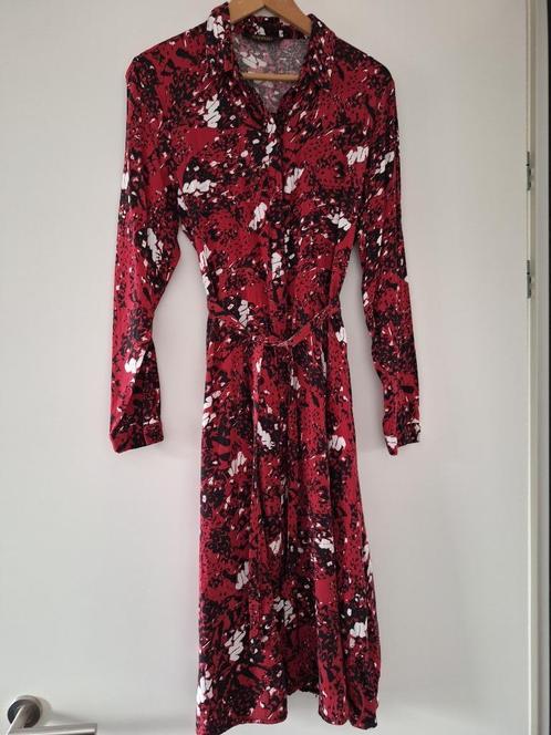 Zgan supertrash jurk maat L. 15 euro, Kleding | Dames, Jurken, Zo goed als nieuw, Maat 42/44 (L), Zwart, Boven de knie, Ophalen of Verzenden