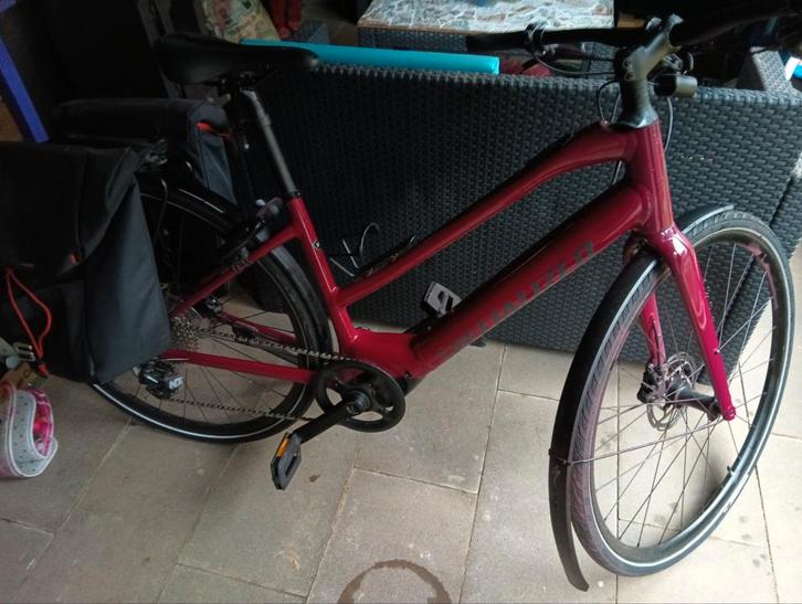 Mooie rode elektrische fiets, Fietsen en Brommers, Elektrische fietsen, Gebruikt, Overige merken, 51 tot 55 cm, 50 km per accu of meer