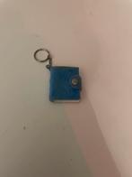 Mini boekje sleutelhanger, Verzamelen, Sleutelhangers, Ophalen of Verzenden, Zo goed als nieuw