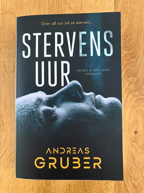 Stervensuur - Andreas Gruber / Nemez & Sneijder deel 1, Boeken, Thrillers, Zo goed als nieuw, Nederland, Ophalen of Verzenden