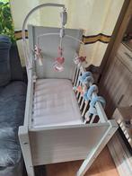 Mooi baby wiegje met mobiel, Ophalen, Zo goed als nieuw, Wieg