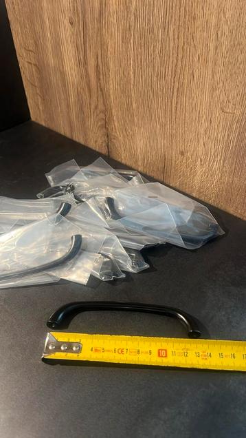 NIEUW Zwarte Gepoedercoate Handgrepen - 12 stuks beschikbaar voor biedingen