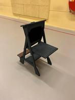 Donkergrijze bidstoel - stevig, Huis en Inrichting, Stoelen, Ophalen, Gebruikt, Hout, Eén