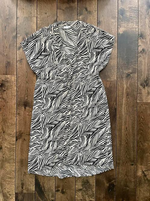 Tuniek/jurk Vila, maat 42, Kleding | Dames, Blouses en Tunieken, Zo goed als nieuw, Maat 42/44 (L), Beige, Ophalen of Verzenden