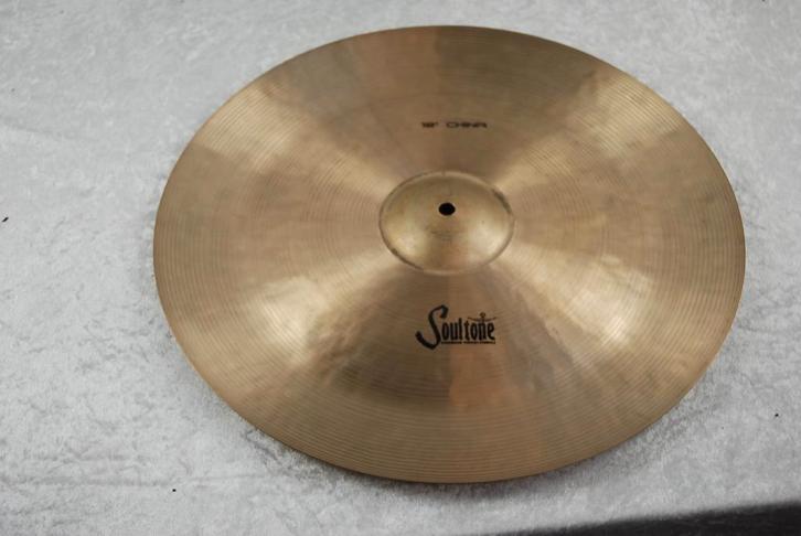 Soultone Extreme china 1366gr. 18 inch  <25250017>, Muziek en Instrumenten, Instrumenten | Onderdelen, Gebruikt, Drums of Percussie