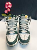 Nike Dunk High Groen/Wit - Maat 36, Kleding | Dames, Schoenen