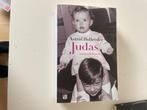 Judas - Astrid Holleeder, Boeken, Biografieën, Ophalen of Verzenden, Zo goed als nieuw, Overige