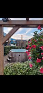 Super fijne  Hottub met Bubbels Elektrisch en houtgestookt, Tuin en Terras, Bubbelbaden en Hottubs, Ophalen, Gebruikt, Afdekzeil