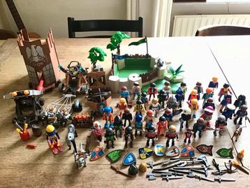 Playmobil poppetjes en riddersets beschikbaar voor biedingen