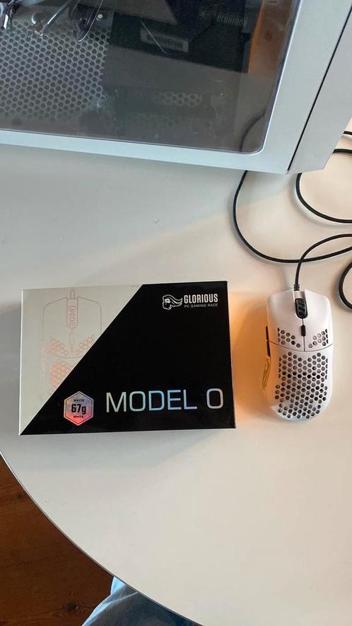 Glorious Gaming Model O Muis, Computers en Software, Muizen, Zo goed als nieuw, Rechtshandig, Ophalen of Verzenden