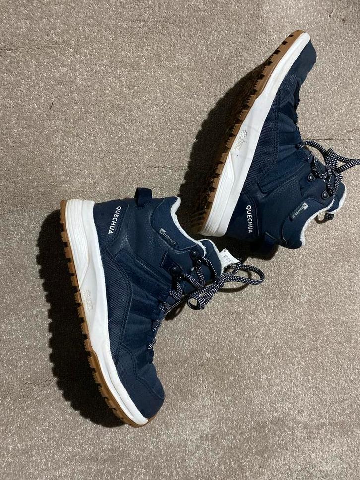 Winter Wandelschoenen / Snowboots maat 37 kind of dames, Kleding | Dames, Schoenen, Zo goed als nieuw, Wandelschoenen, Blauw, Ophalen of Verzenden