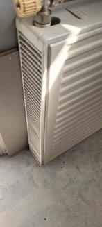 Cv Radiator  in goede stast, Ophalen of Verzenden, Zo goed als nieuw, 800 watt of meer, Radiator