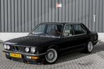 BMW 5-Serie 2.0 I 520 1986 Zwart, Auto's, Zwart, Origineel Nederlands, Handgeschakeld, Grijs