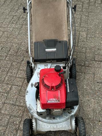 Nette Honda Grasmaaier - Betrouwbaar en Krachtig! beschikbaar voor biedingen