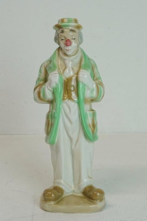 Porseleinen M. Requena clown beeld., Antiek en Kunst, Antiek | Porselein, Ophalen of Verzenden