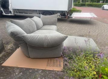 Edra Standard modulaire hoekbank + poef 3 elements beschikbaar voor biedingen