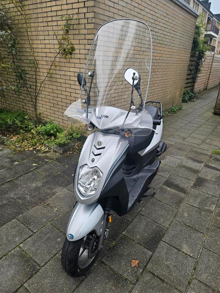 SYM scooter - Betrouwbaar en zuinig!, Fietsen en Brommers, Scooters | SYM, Gebruikt, Overige modellen, Maximaal 45 km/u, Benzine