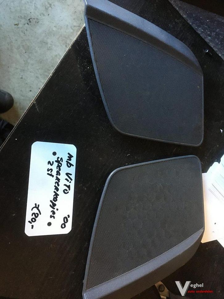 Mercedes Vito bwjr 2000 speakerkapjes 2 stuks, Auto diversen, Autoradio's, Ophalen of Verzenden