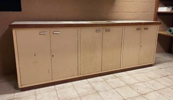 Vintage onderbouw keukenkast beschikbaar voor biedingen