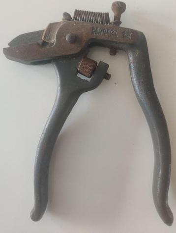 Peugeot zaagzettang en Eclips spanklem 75mm voor instrumente beschikbaar voor biedingen