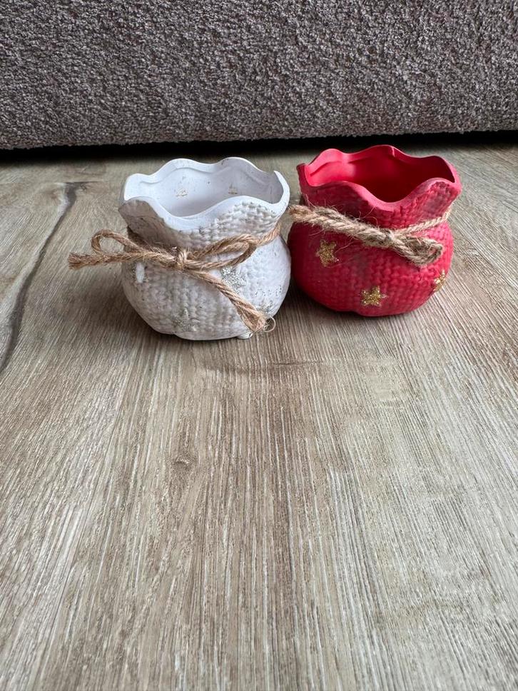 Set van 2 decoratieve bloempotten, Diversen, Kerst, Zo goed als nieuw, Ophalen of Verzenden