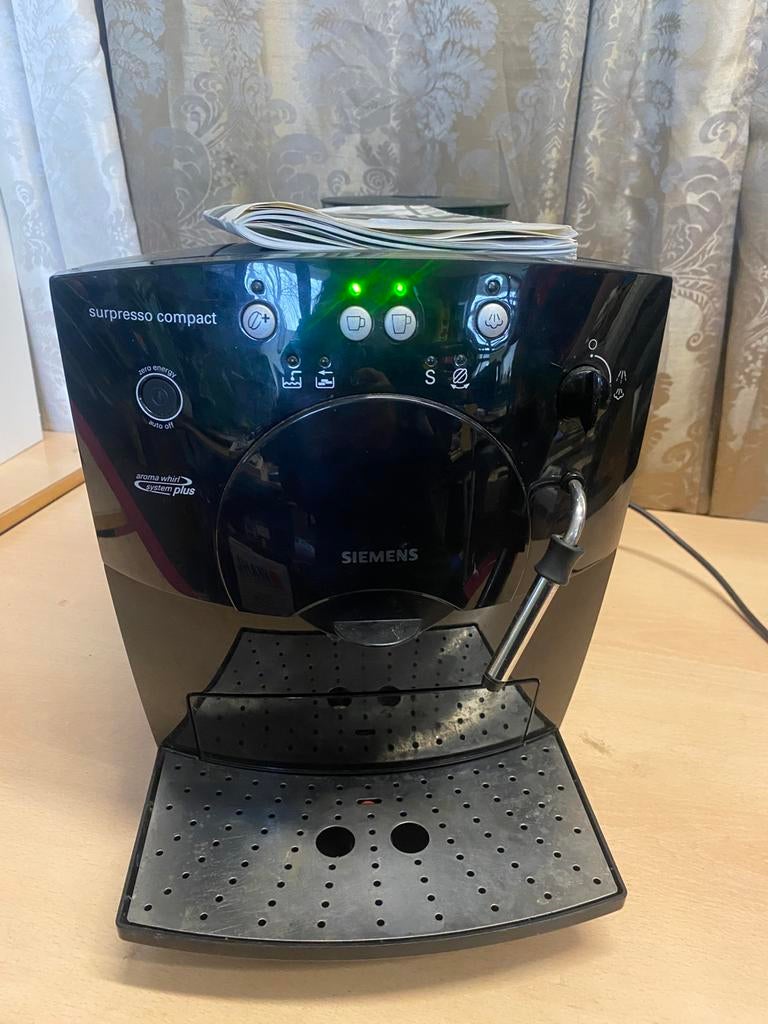Siemens Surpresso compact, Gebruikt, Koffiemachine, Afneembaar waterreservoir, Koffiebonen
