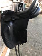 Sommer dressuurzadel 17,5, Ophalen, Gebruikt, Dressuur