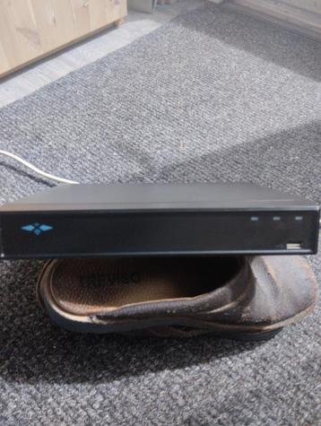 Te koop; CCTV recoder 8 kanalen / camera's. beschikbaar voor biedingen