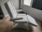 Behandelstoel schoonheidssalon, Huis en Inrichting, Stoelen, Ophalen, Gebruikt, Wit, Leer