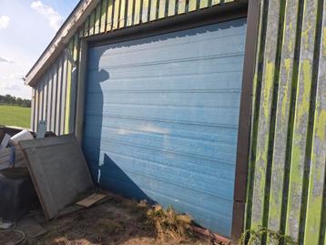Garagedeur / Overhead deur beschikbaar voor biedingen