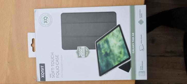 XQISIT Galaxy Tab A8 Folio Case - Nieuw!, Computers en Software, Tablet-hoezen, Nieuw, Bescherming voor- en achterkant, 8 inch