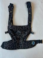 Artipoppe draagzak leopard dark, Kinderen en Baby's, Babydragers en Draagdoeken, Overige merken, Buik of Rug, Ophalen of Verzenden