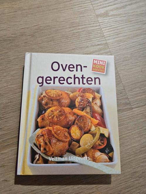 Naumann & Gobel - Ovengerechten, Boeken, Kookboeken, Zo goed als nieuw, Ophalen of Verzenden