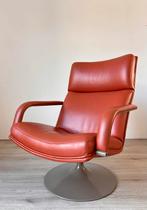 Artifort F142 design fauteuil, Huis en Inrichting, Fauteuils, Ophalen, Zo goed als nieuw, 50 tot 75 cm, Leer