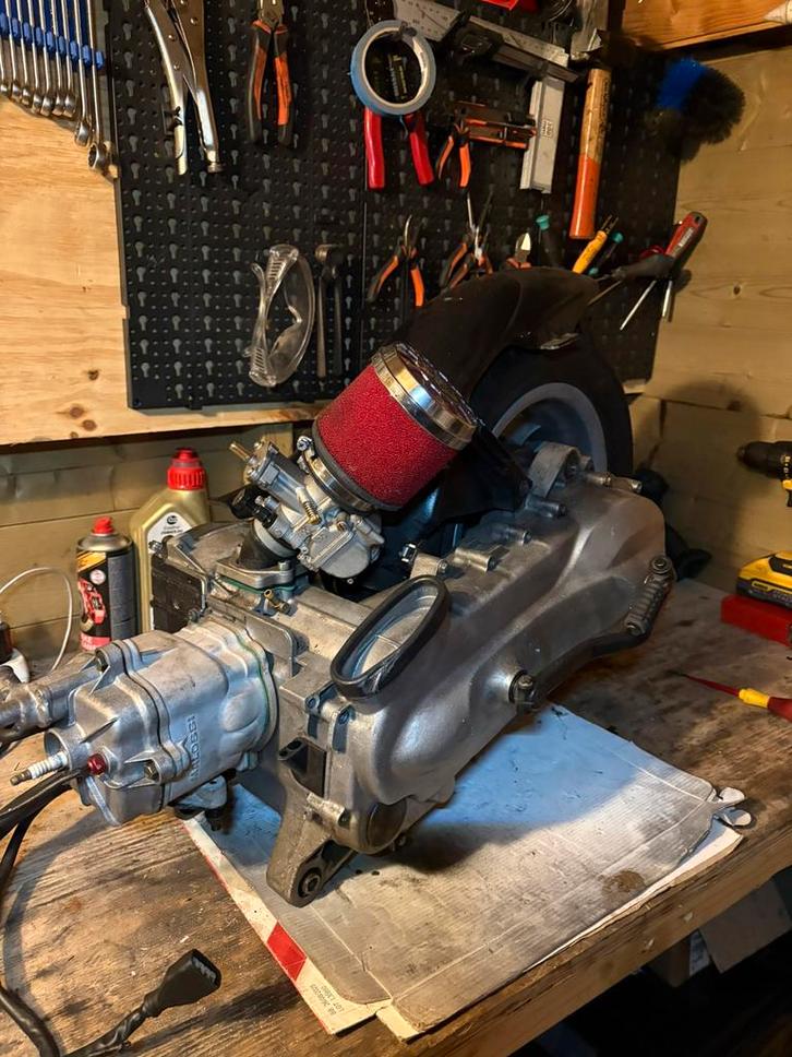 Piaggio hexagon 183cc blok, Fietsen en Brommers, Brommeronderdelen | Algemeen, Zo goed als nieuw, Blok, Ophalen