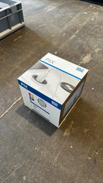 PIX BachMann Inbouw Stopcontact Zwart/Wit beschikbaar voor biedingen