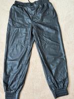 Nep leer/Coated broek met elastiek onderaan,  L. ONLY, zgan, Kleding | Dames, Only, Zwart, Maat 42/44 (L), Ophalen of Verzenden