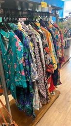 Partij vintage blouses 30 stuks, Kleding | Dames, Overige Dameskleding, Ophalen of Verzenden