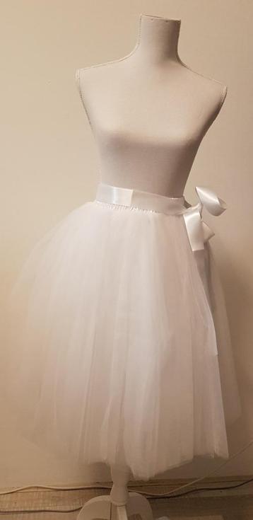 Nieuwe witte petticoat / tutu / tule, 6 lagen + onderrok beschikbaar voor biedingen