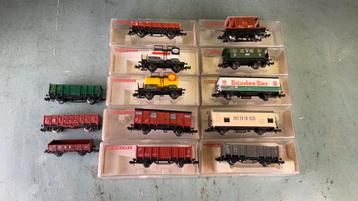 13 stuks spoor N Fleischmann goederenwagens als nieuw. beschikbaar voor biedingen
