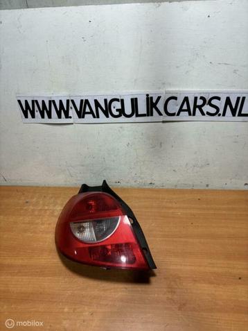 Achterlicht  links Renault Clio III ('05->8 beschikbaar voor biedingen